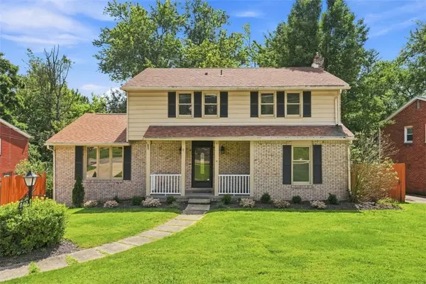 240 Shafer Rd, Coraopolis, PA 15108