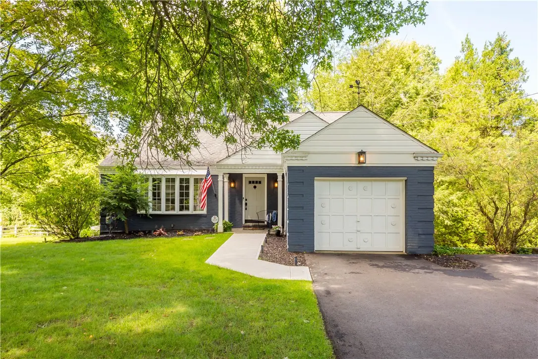 201 Oakhaven Drive, Coraopolis, PA 15108 - #1