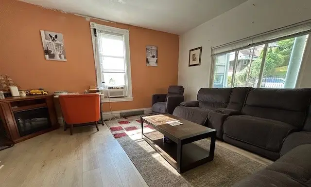 1344 Laketon Rd., Pittsburgh, PA 15221 - #3