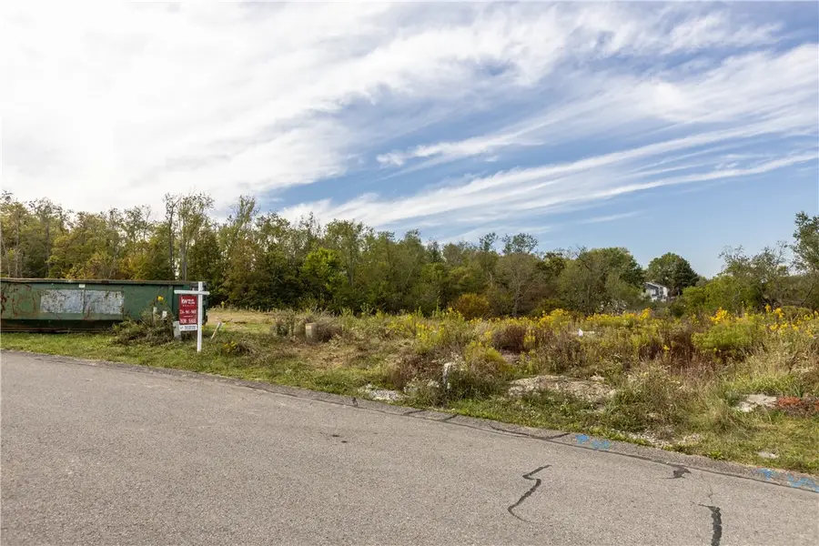 77 Ridgewood Drive, Cecil Bishop, PA 15057 - #2