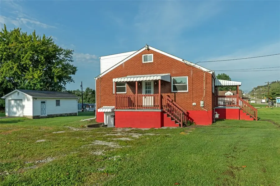 147 W Pennsylvania Avenue, New Stanton, PA 15601 - #2