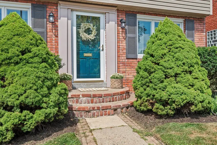 415 Jayson Avenue, Pittsburgh, PA 15228 - #2