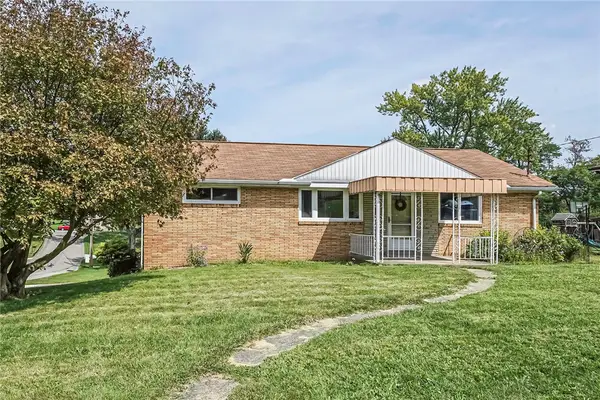 113 Philomena Dr, Coraopolis, PA 15108