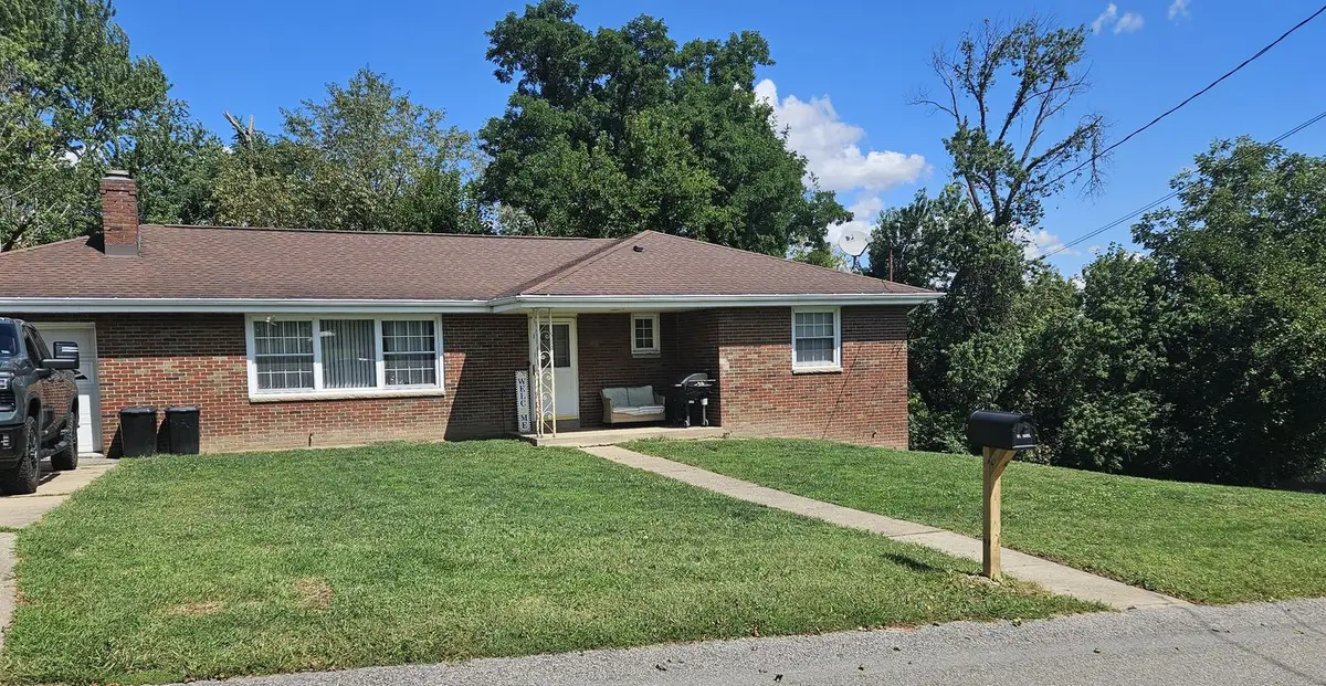 228 Walnut Street, Houston, PA 15342 - #1
