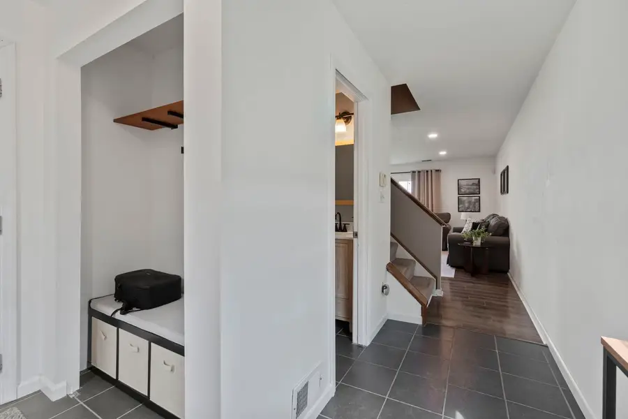70 New London Lane, Oakmont, PA 15139 - #3