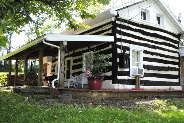 841 Pizza Barn Rd, Blairsville, PA 15717
