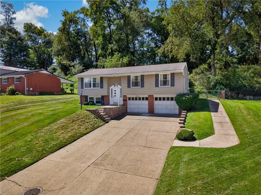 5936 Dublin Rd, Bethel Park, PA 15102 - #2