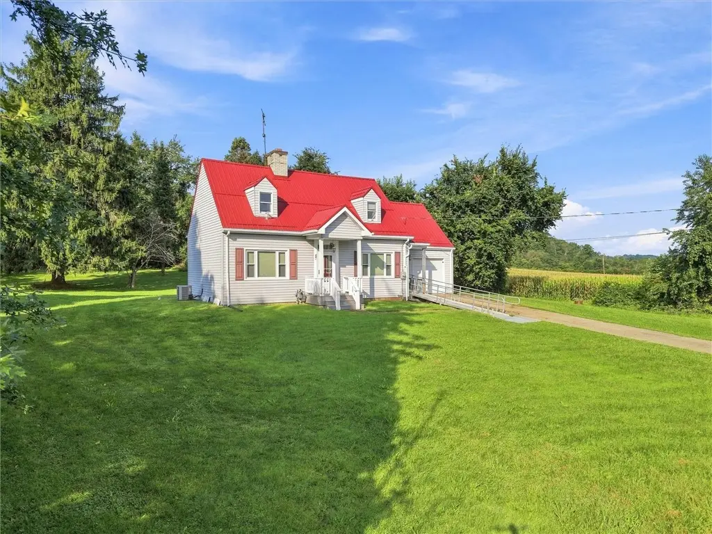 607 Cemetery Rd, Perryopolis, PA 15473 - #1