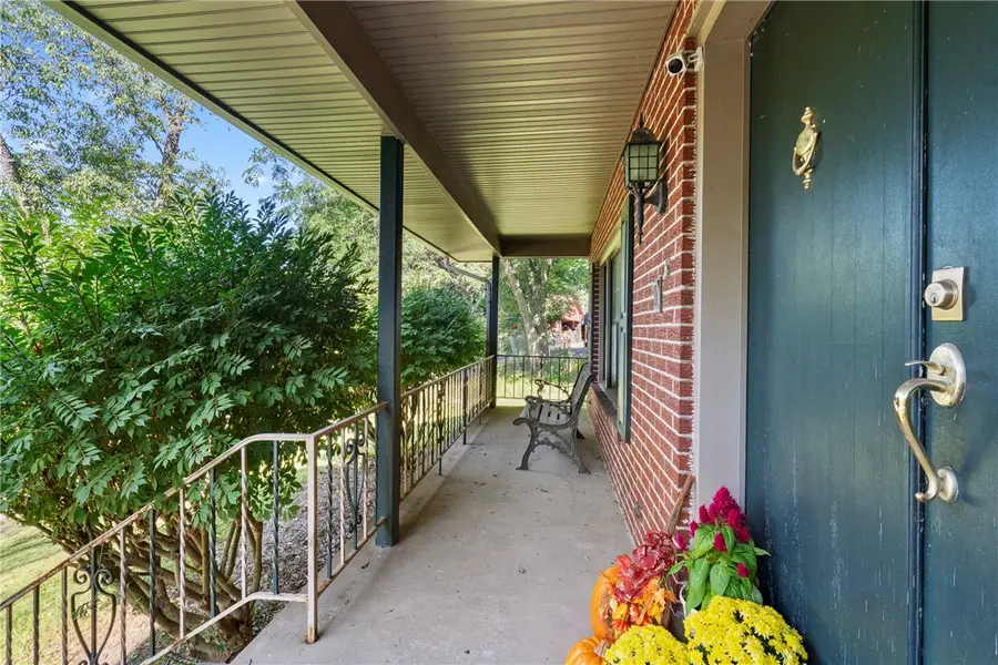 480 Roosevelt Road, Pittsburgh, PA 15237 - #2