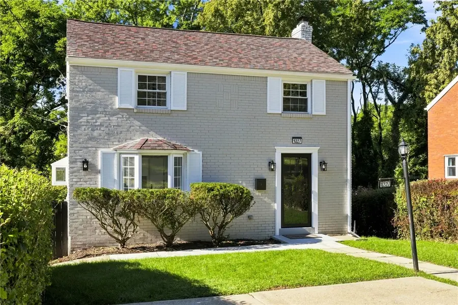 1227 Circle Dr, Pittsburgh, PA 15221 - #3