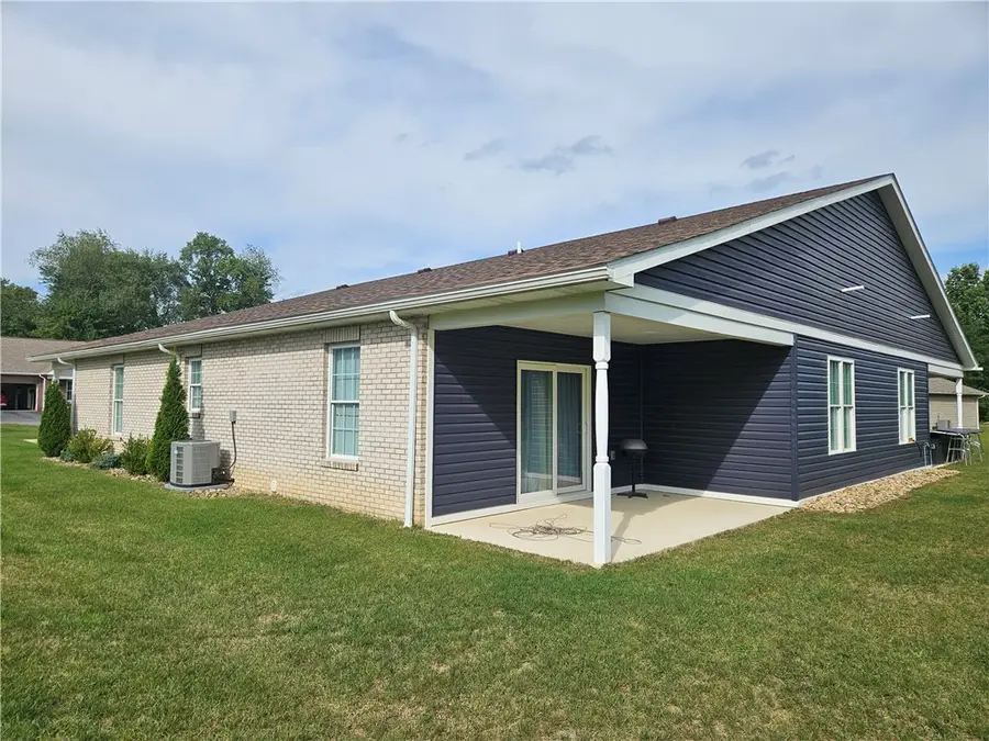 562 Woodhawk Ln, Butler, PA 16001 - #3