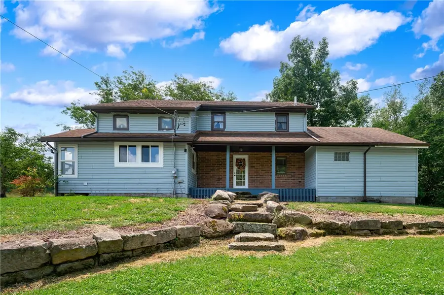 358 Hoopenhobe Ln, West Middlesex, PA 16159 - #2