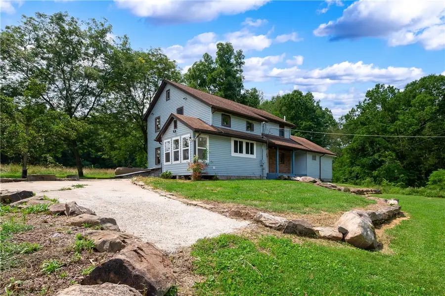 358 Hoopenhobe Ln, West Middlesex, PA 16159 - #3