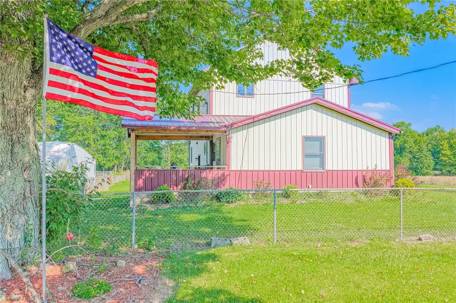 4217 Hillsville Rd, Pulaski, PA 16143 - #3