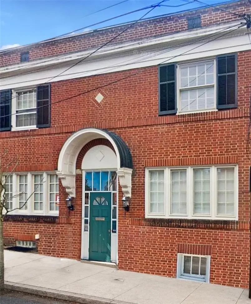 930 Bellefonte St, Pittsburgh, PA 15232 - #1