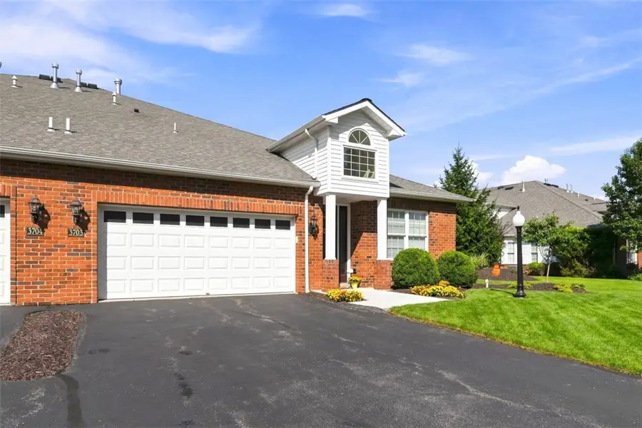 3703 Senate Ct, Valencia, PA 16059 - #2