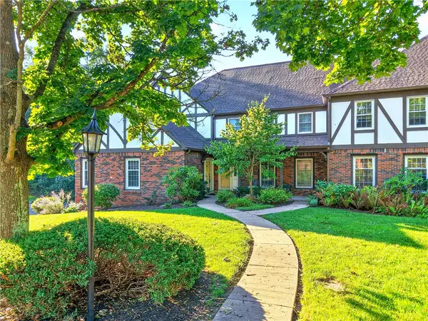 222 Allenberry Cir, Pittsburgh, PA 15234