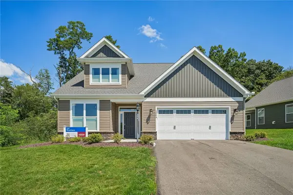 2004 Lakeside Dr, Economy, PA 15005