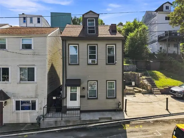 55 Roscoe St, Pittsburgh, PA 15203