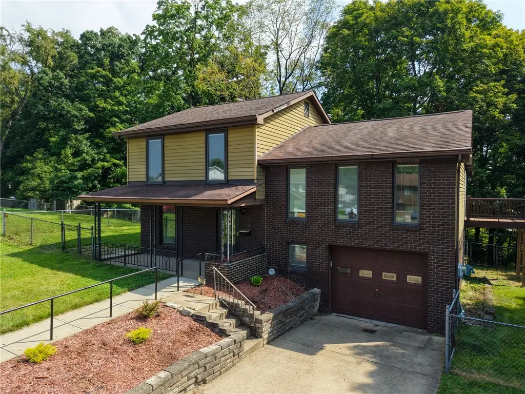 158 Mary Ellen Dr, North Versailles, PA 15137 - #1