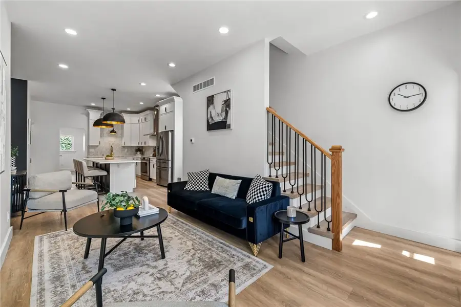 329 37th Street, Pittsburgh, PA 15201 - #3