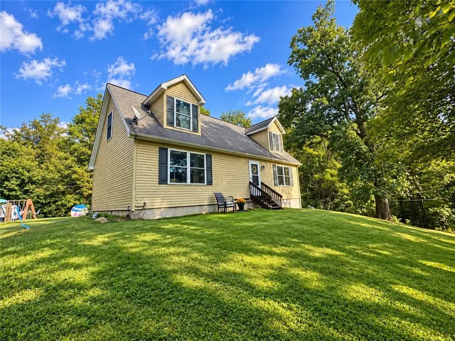417 Upper Service Rd, Hookstown, PA 15050 - #2