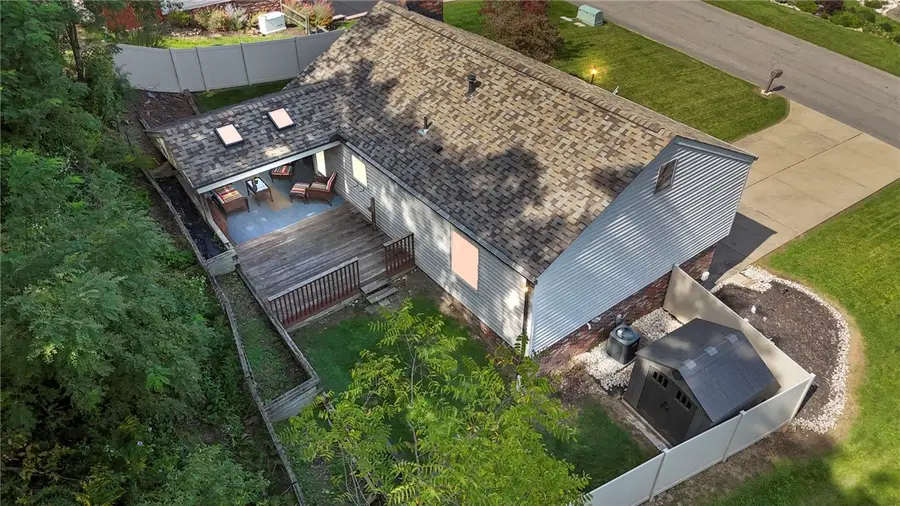 14 Fawnvue Dr, Robinson, PA 15136 - #2