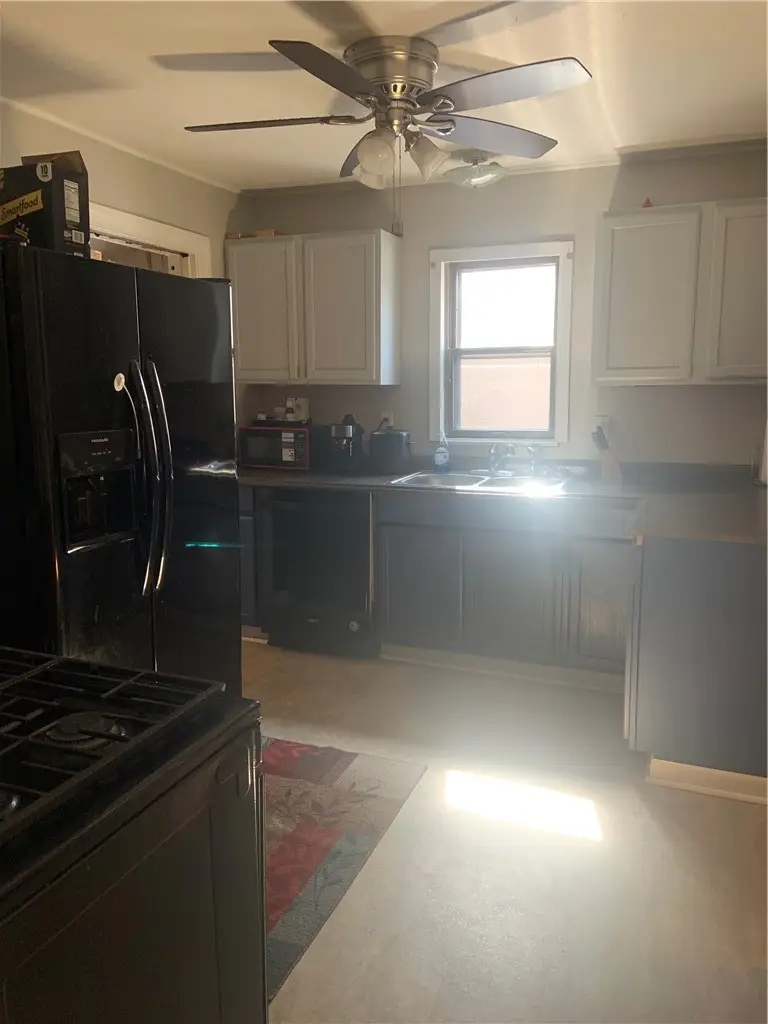 829 11th Ave, New Brighton, PA 15066 - #2