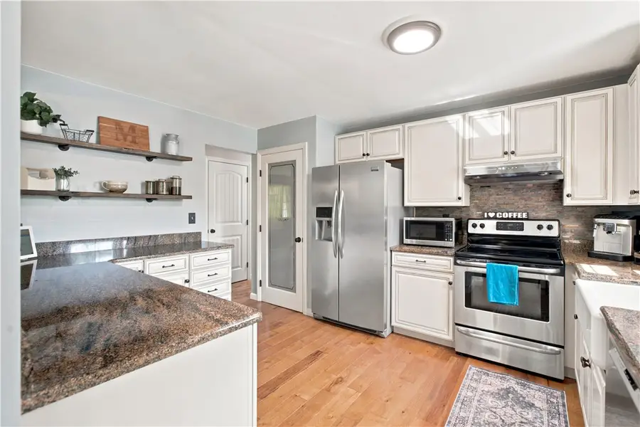 166 Old Glade Mill Rd, Valencia, PA 16059 - #2