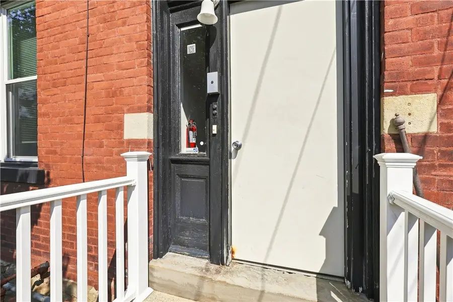 539 S Graham St, Pittsburgh, PA 15232 - #2