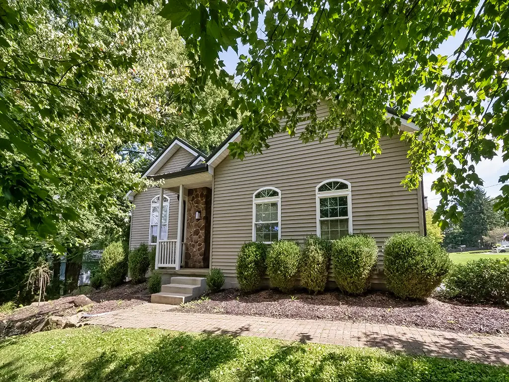 936 Martin Ave, Sharpsville, PA 16150 - #1