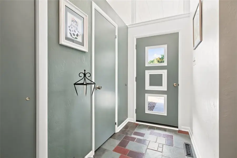116 Meadowvue Dr, Wexford, PA 15090 - #2