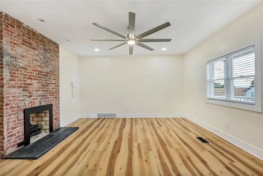 50 Highland Ave, McKees Rocks, PA 15136 - #3