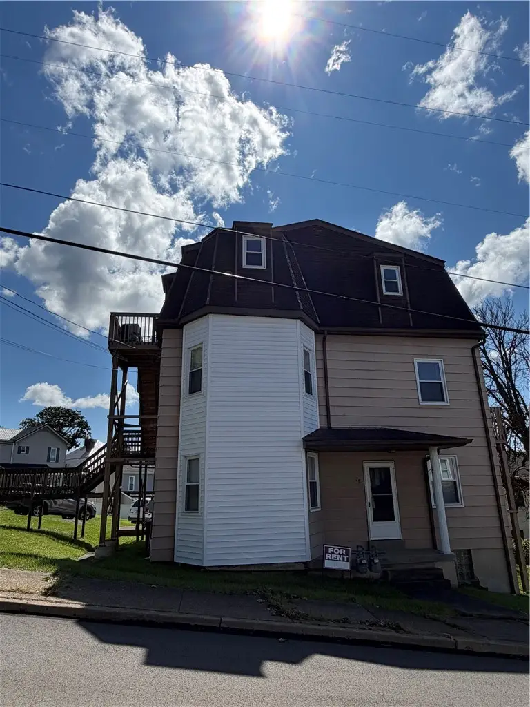 28 Observatory Street, Manor, PA 15665 - #3