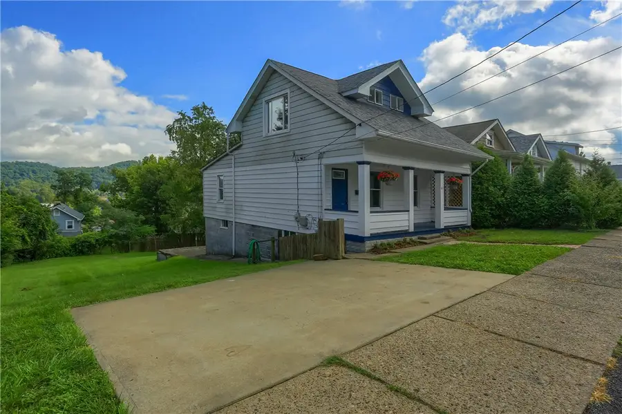417 Mount Vernon Ave, Coraopolis, PA 15108 - #2