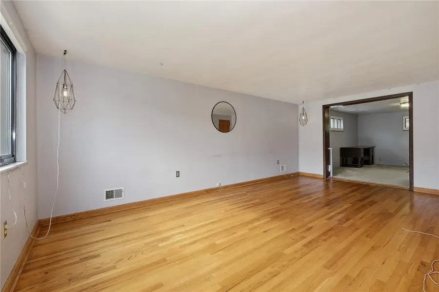 2724 Dwight Ave, Pittsburgh, PA 15216 - #2