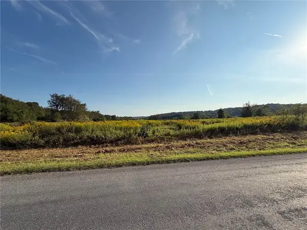 299 Flat Rd, Mercer, PA 16137