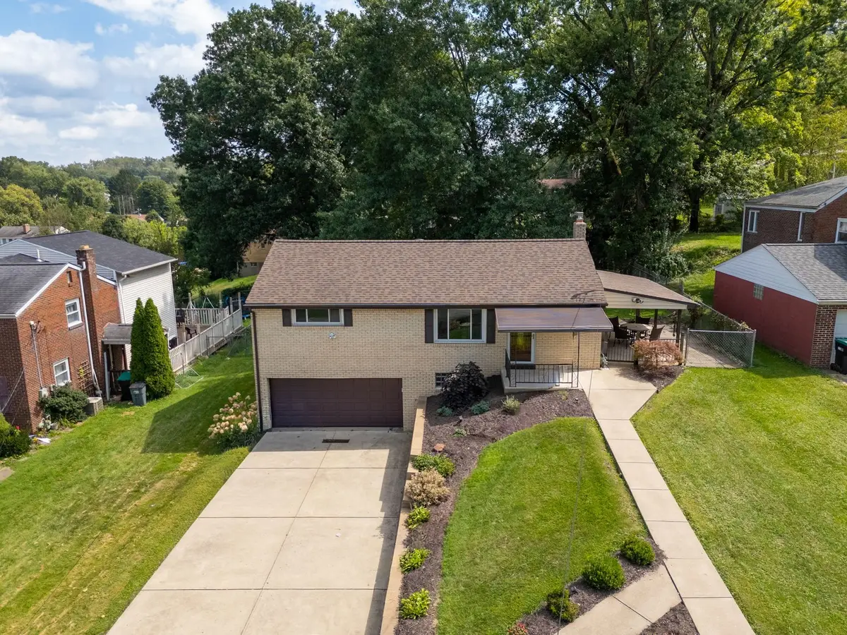 6715 Highland Avenue, Finleyville, PA 15332 - #1