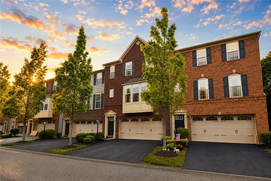 1502 Pointe View Dr, Mars, PA 16046 - #3