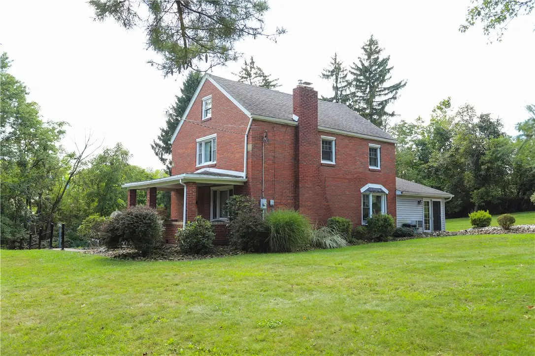 254 Arona Rd, Irwin, PA 15642 - #1