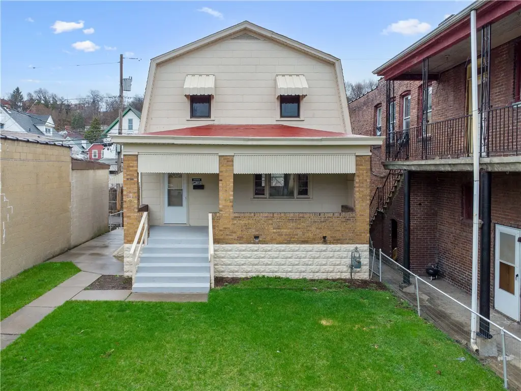 620 Broadway Ave, McKees Rocks, PA 15136 - #1