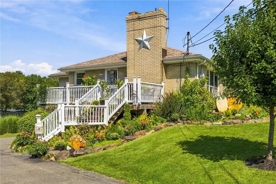 67 Magee Ave, Valencia, PA 16059 - #2