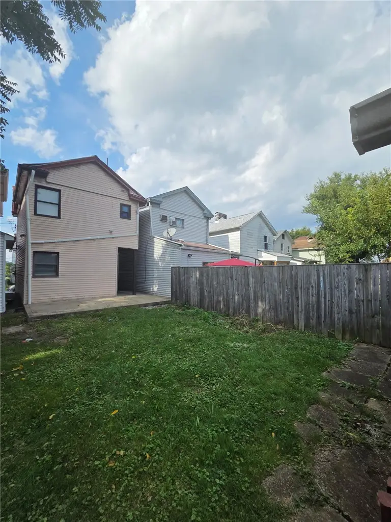 232 E 18th Ave, Homestead, PA 15120 - #3