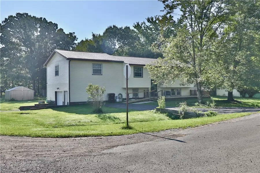 19 N 26th St, Greenville, PA 16125 - #2