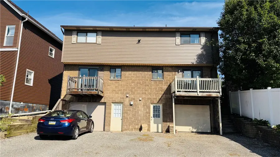 606 E 10th Avenue, Tarentum, PA 15084 - #2