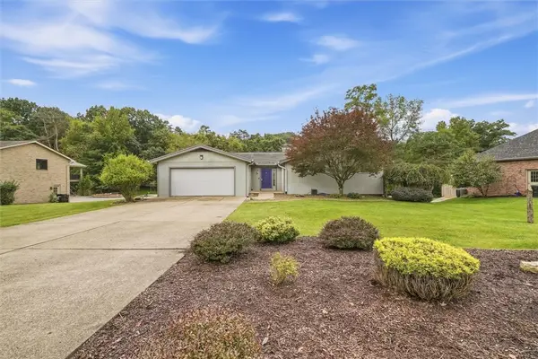 1446 Montgomery Rd, Allison Park, PA 15101