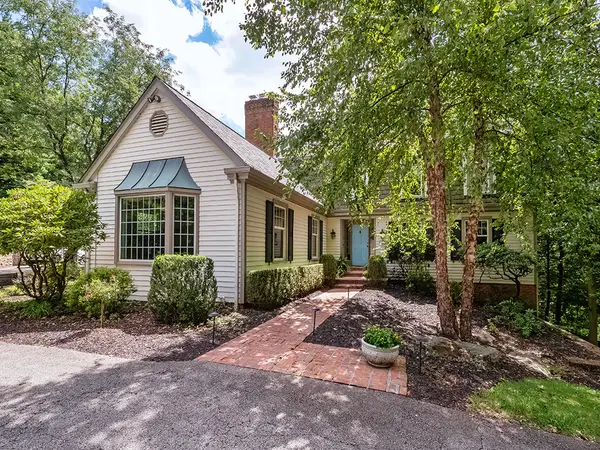 1256 Fox Chapel Road, Pittsburgh, PA 15238