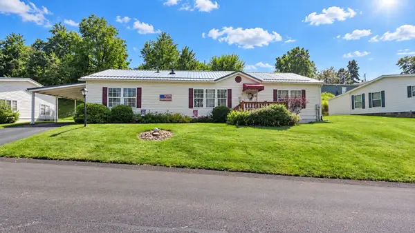 200 Falcon Lane, Apollo, PA 15613