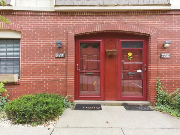 774 Carriage Circle, Pittsburgh, PA 15205