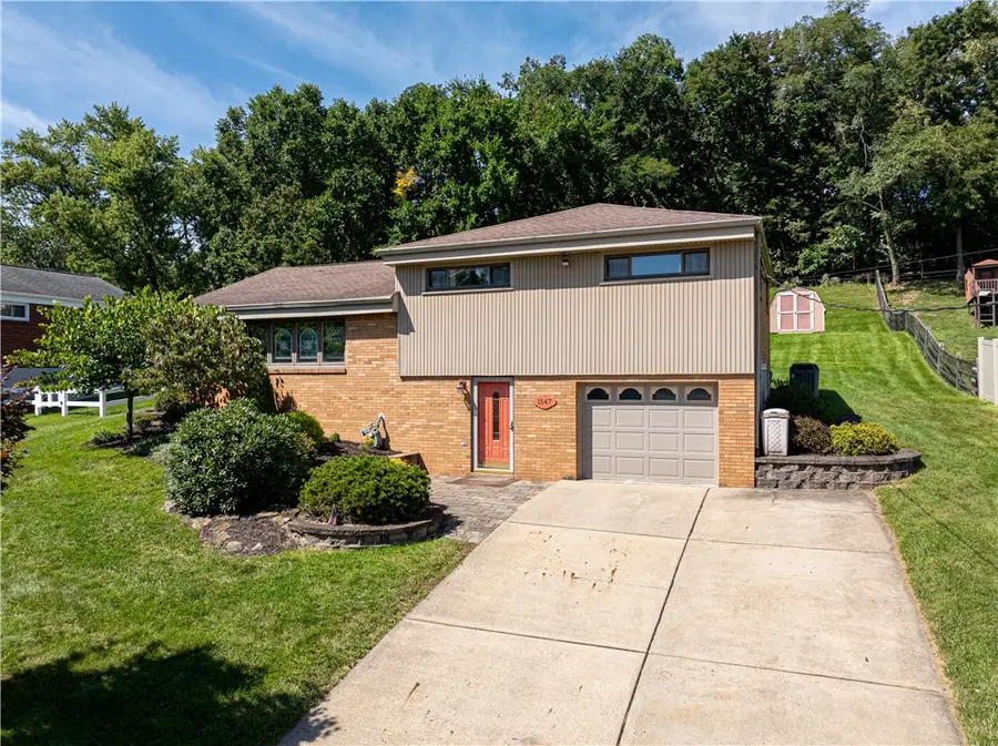 1547 Berryman Ave, South Park, PA 15129 - #2
